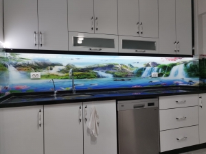 Zeytinburnu mutfak tezgah aras cam panel