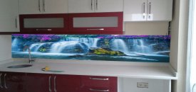 Avcýlar mutfak tezgah arasý cam panel